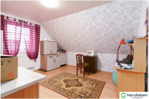 Schlafzimmer 4