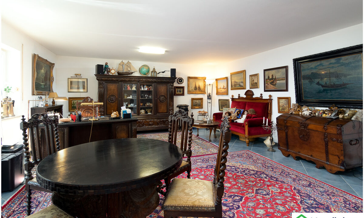 Büro UG